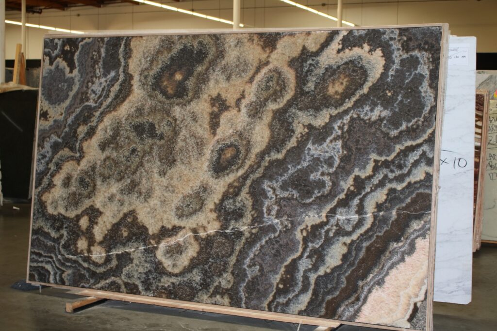 BLACK ONYX