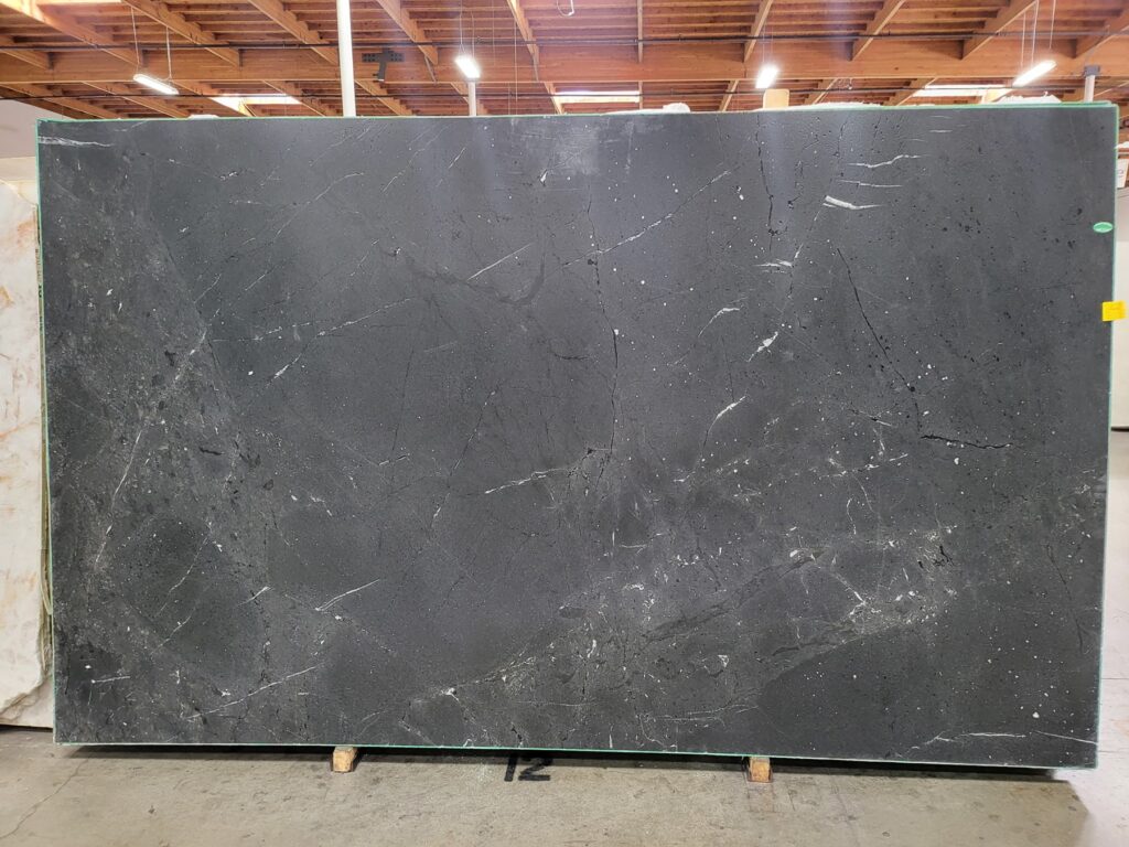 BLACK DIAMOND